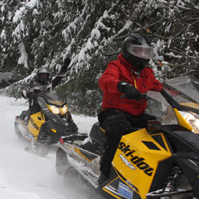 snowmobile tours in muskoka and haliburton ontario