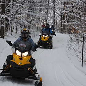 snowmobile tours muskoka and haliburton