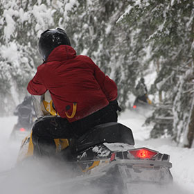 snowmobile tours muskoka and haliburton