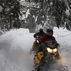 snowmobile tours muskoka and haliburton